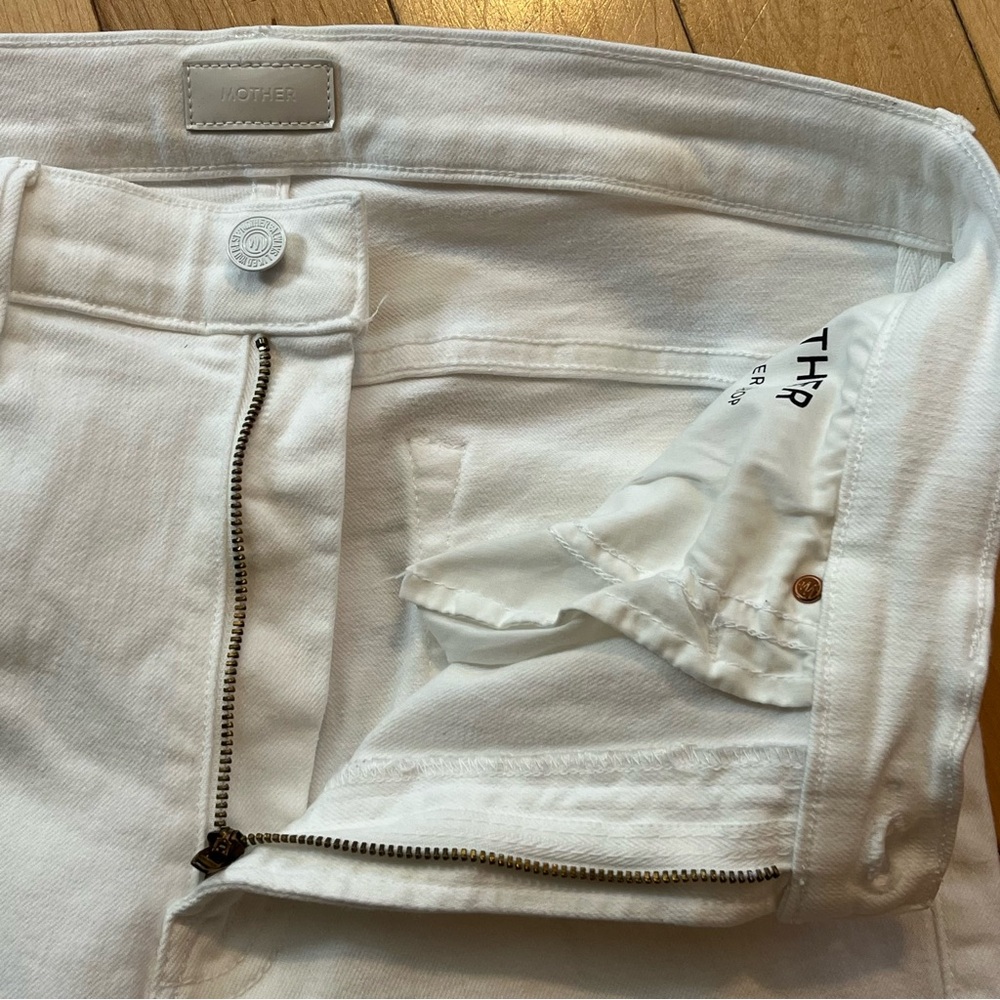 MOTHER Denim The Insider Crop Step Fray Fairest Of Them All White Jeans size 30 - Picture 6 of 12